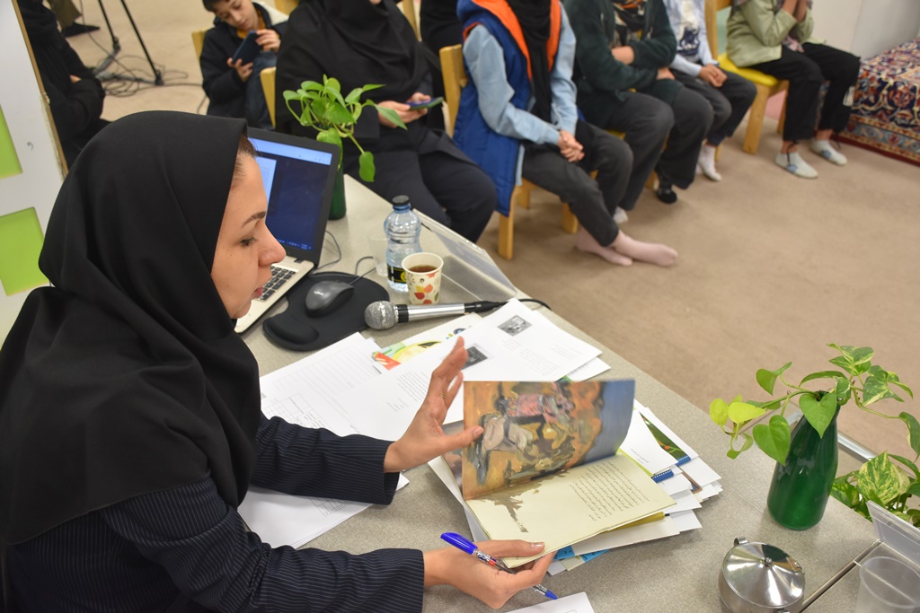 مرحله پایانی دومین دوسالانه جشنواره «نشان هدهد سفید» استان خراسان رضوی برگزار شد