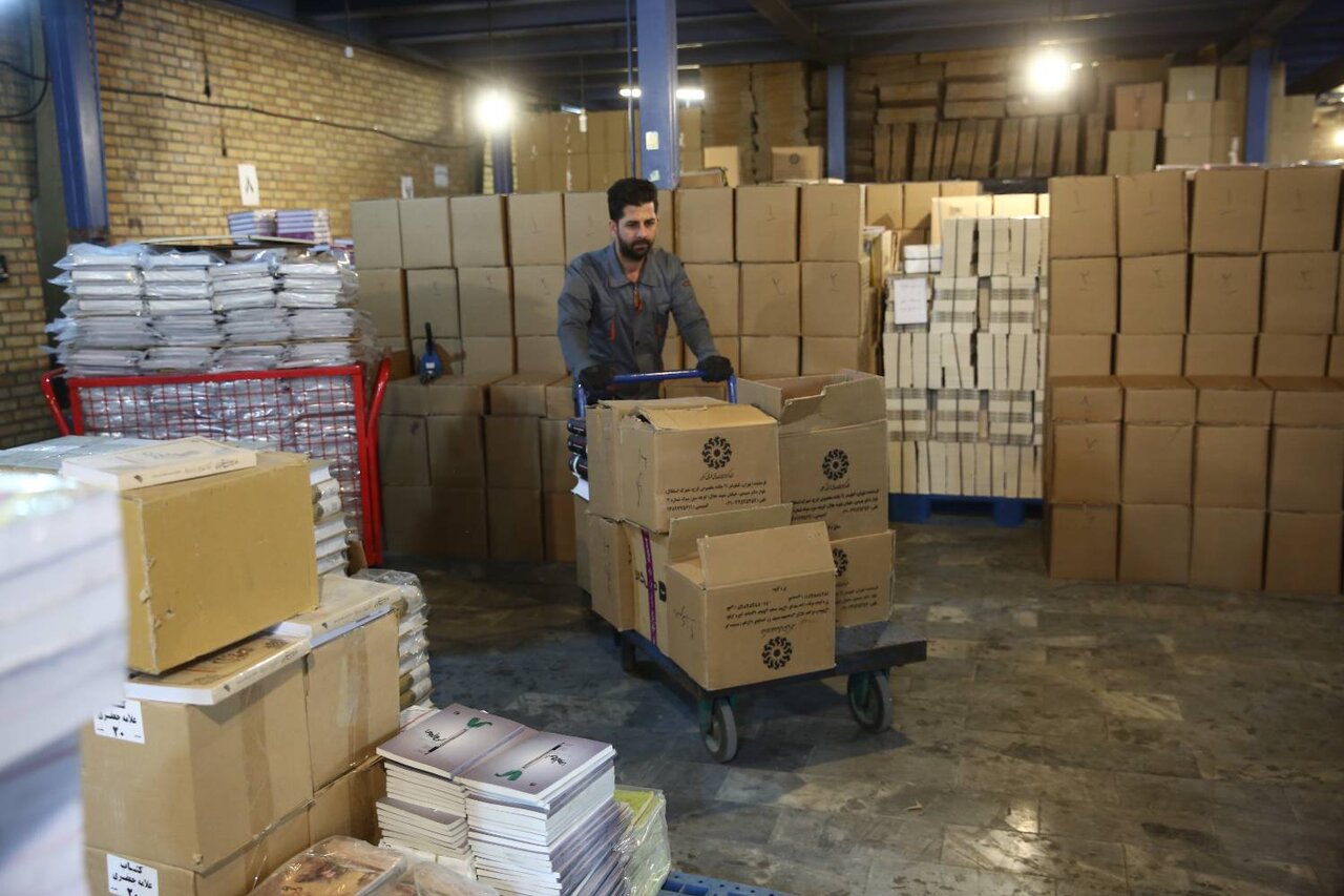 بیش از ۱۱۵ هزار نسخه کتاب به کتابخانه های عمومی سراسر کشور ارسال شد