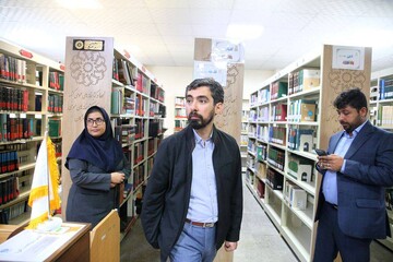 بازدید دبیرکل نهاد از کتابخانه اندیشه آیت الله خامنه ای بندرعباس