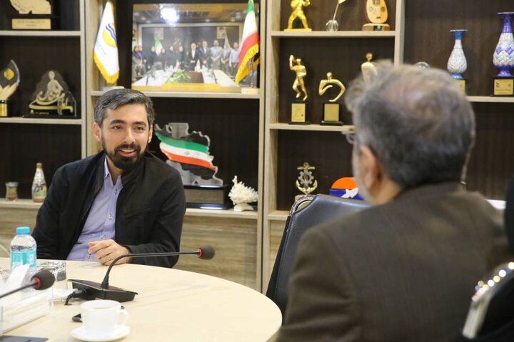 تبدیل قشم به نمایشگاه ایدههای برتر کتابخوانی/ آمادگی راهاندازی کتابخانه استاندارد با رویکرد گردشگری