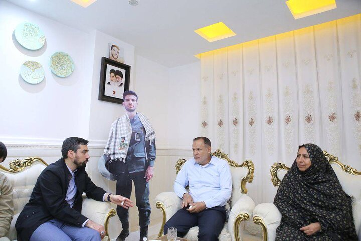 وقتی آدمی در مسیر اعتقاد خود راسخ باشد، در معرض امتحان قرار میگیرد