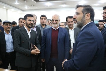 بازدید وزیر فرهنگ و ارشاد اسلامی از کتابخانه شهید باهنر اهواز