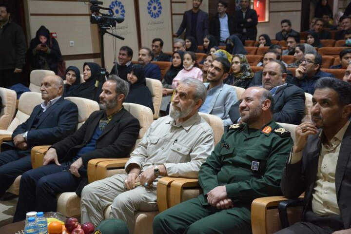 انتخابات مبارزهای در مقابل دشمنان است