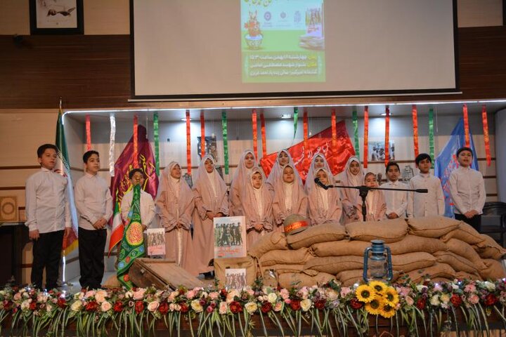 انتخابات مبارزهای در مقابل دشمنان است