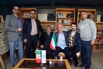 حضور کتابداران کتابخانه های عمومی استان قم در چهل و پنجمین جشن انقلاب اسلامی