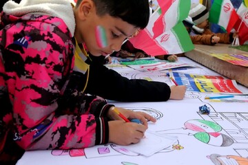 غرفه اداره کل کتابخانه های عمومی استان قم راهپیمایی 22 بهمن