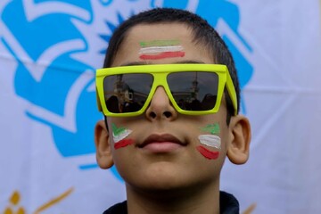 غرفه اداره کل کتابخانه های عمومی استان قم راهپیمایی 22 بهمن