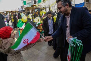 غرفه اداره کل کتابخانه های عمومی استان قم راهپیمایی 22 بهمن