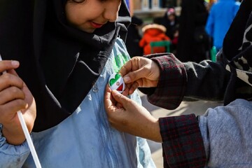 غرفه اداره کل کتابخانه های عمومی استان قم راهپیمایی 22 بهمن