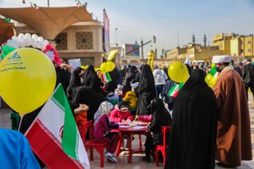 غرفه اداره کل کتابخانه های عمومی استان قم راهپیمایی 22 بهمن