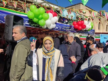 غرفه فرهنگی کتابخانه های استان کرمانشاه در 22 بهمن