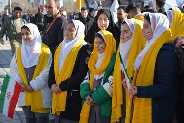 غرفه فرهنگی کتابخانه های استان کرمانشاه در 22 بهمن