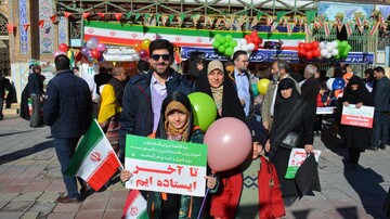 غرفه فرهنگی کتابخانه های استان کرمانشاه در 22 بهمن