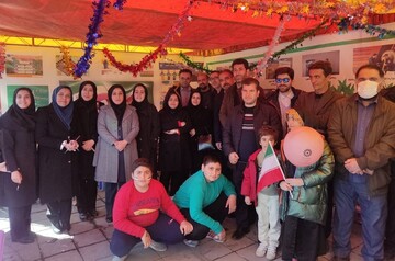 غرفه فرهنگی کتابخانه های عمومی استان کرمانشاه در روز 22 بهمن