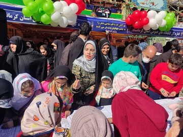 غرفه فرهنگی کتابخانه های عمومی استان کرمانشاه در روز 22 بهمن