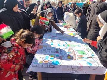 غرفه فرهنگی کتابخانه های عمومی استان کرمانشاه در روز 22 بهمن