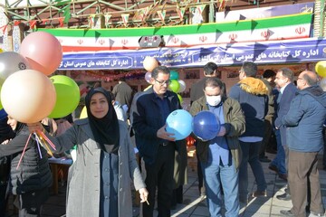 غرفه فرهنگی کتابخانه های عمومی استان کرمانشاه در روز 22 بهمن