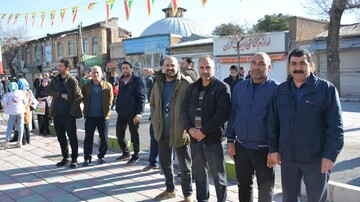 غرفه فرهنگی کتابخانه های عمومی استان کرمانشاه در روز 22 بهمن