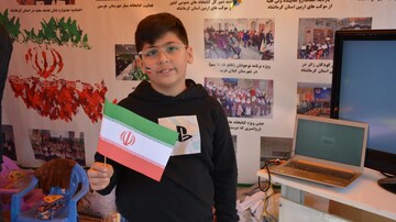 غرفه فرهنگی کتابخانه های عمومی استان کرمانشاه در روز 22 بهمن