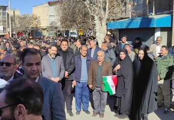 غرفه فرهنگی کتابخانه های عمومی استان کرمانشاه در روز 22 بهمن