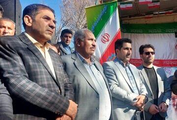غرفه فرهنگی کتابخانه های عمومی استان کرمانشاه در روز 22 بهمن