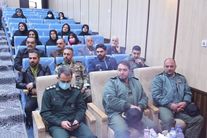 نخستین کتابوارهی «شهدای خلبان مازندران» در قائمشهر برگزار شد