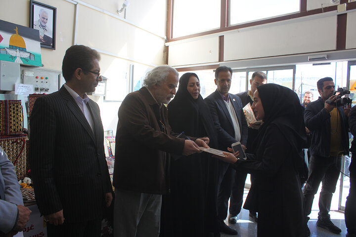 تعریف مفهوم «خدمت» با توجه به زیستبوم فرهنگی و اجتماعی جامعه خدمتگیر