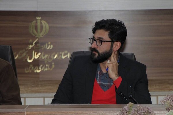 کتابخانه، هم در بُعد اطلاعرسانی وهم ایجاد ارتباطات جمعی، نقشآفرین است