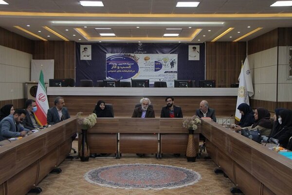 کتابخانه، هم در بُعد اطلاعرسانی وهم ایجاد ارتباطات جمعی، نقشآفرین است