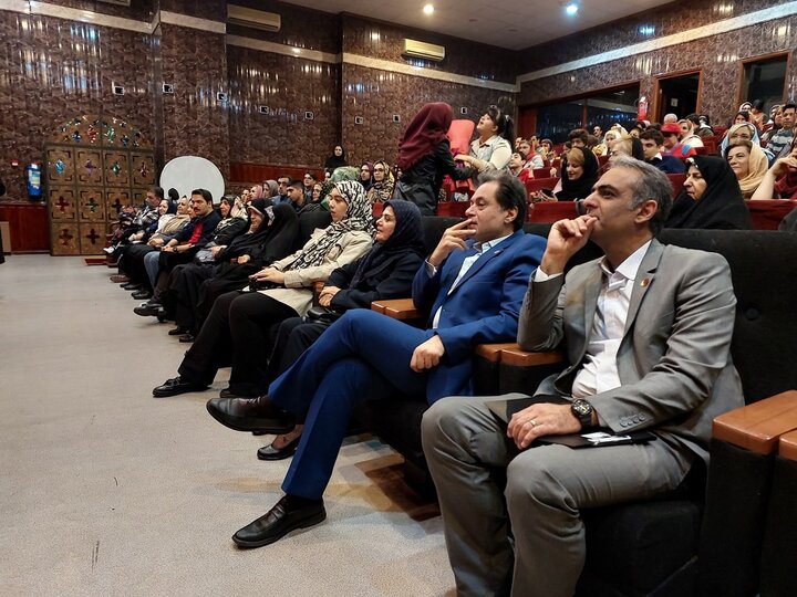 دبیرکل نهاد از نمایشگاه گروهی «هنر فرشته‌ها» بازدید کرد