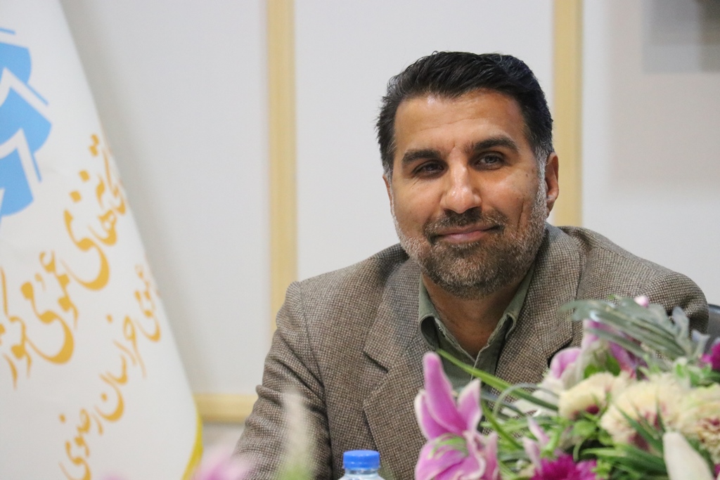 کتابخانههای عمومی از پایههای موثر در فرهنگسازی جامعه هستند