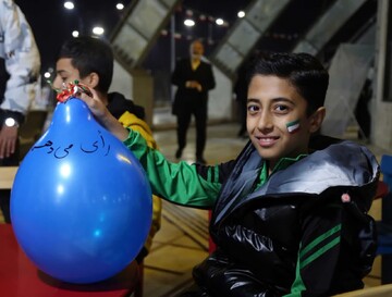 غرفه اداره کل کتابخانه های عمومی استان قم در حاشیه جشن خانوادگی «ایرانِ جان»