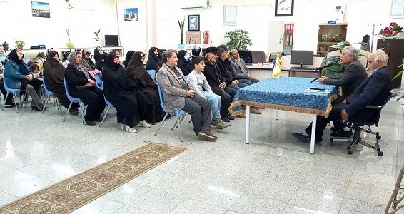 جشن و نشست «مهدویت» در کتابخانه عمومی زریاب خویی برگزار شد