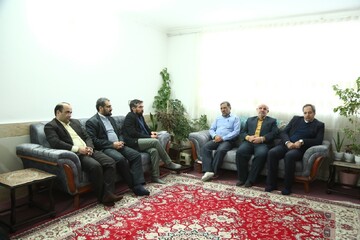 دیدار دبیرکل نهاد با خانواده شهید مدافع حرم مرتضی بصیری‌پور