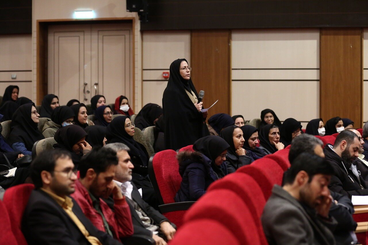 افتتاح اولین کتابخانه تمام‌الکترونیک در تهران همزمان با بیستمین سالروز تأسیس نهاد