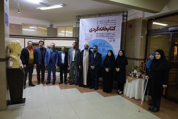 بازدید معاون توسعه مدیریت و منابع استاندار از کتابخانه مرکزی ارومیه