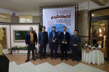 بازدید رئیس حوزه هنری از کتابخانه مرکزی ارومیه