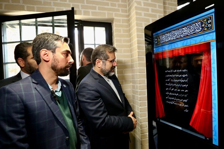 افتتاح نخستین کتابخانه عمومی تمام‌ الکترونیک در تهران