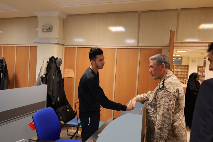 حضور جمعی از معاونین سپاه شهدا استان در کتابخانه مرکزی ارومیه