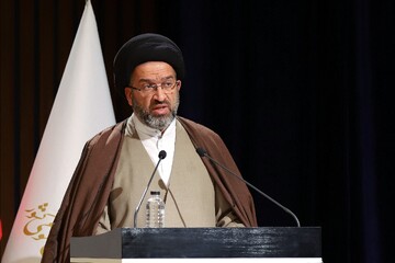 آیین اختتامیه استانی دوازدهمین دوره جشنواره کتابخوانی رضوی در قم