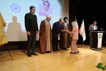 آیین اختتامیه استانی دوازدهمین دوره جشنواره کتابخوانی رضوی در قم