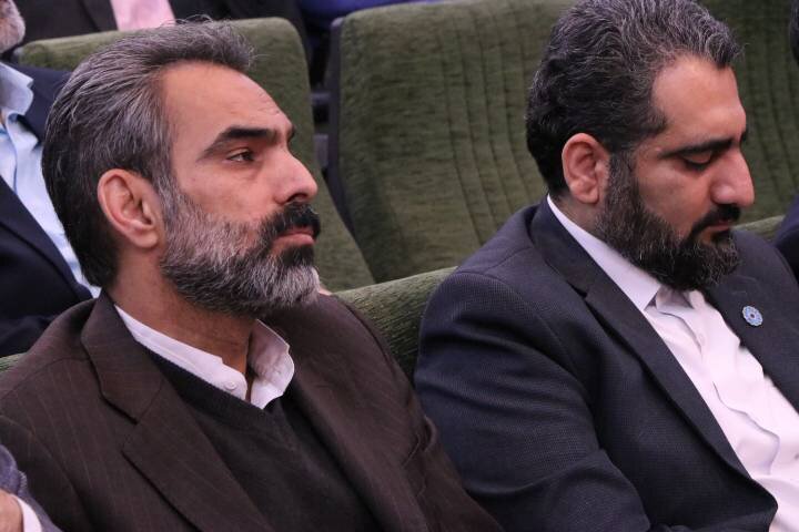 توسعه کتابخانههای عمومی موجب افزایش کیفیت زندگی و حال خوب مردم میشود