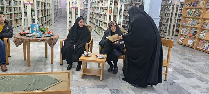 نشست کتابخوان «روز شهید» برگزار شد