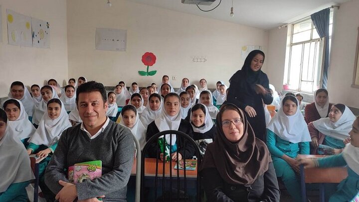 دومین کاروان کتابخوانی عازم روستای کهریزه محمودآباد شد