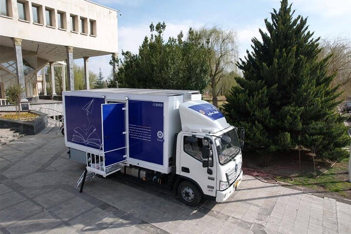 مجهزترین کتابخانه سیار کشور با حضور استاندار قزوین و دبیرکل نهاد افتتاح شد