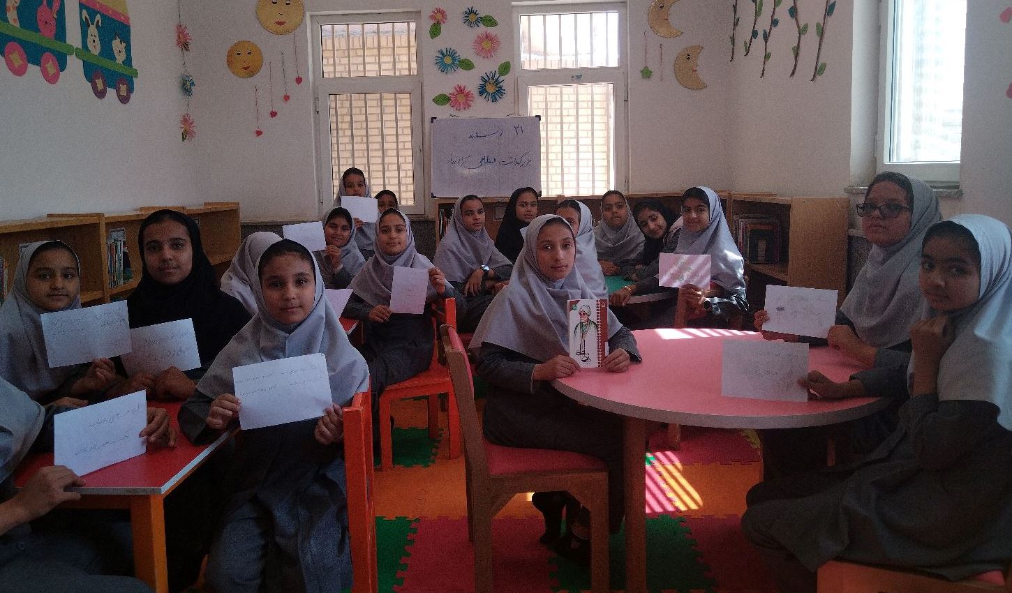 برنامههای متنوع فرهنگی در کتابخانههای عمومی خراسان رضوی برگزار شد