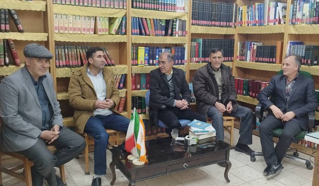 کتابخانههای عمومی خراسان رضوی از بهار طبیعت و قرآن استقبال کردند