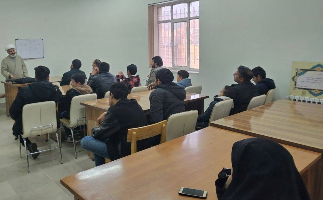 کتابخانههای عمومی خراسان رضوی از بهار طبیعت و قرآن استقبال کردند