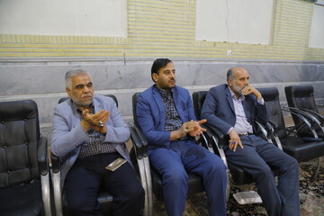 ضیافت افطاری صمیمانه کتابداران و اصحاب کتاب استان قم