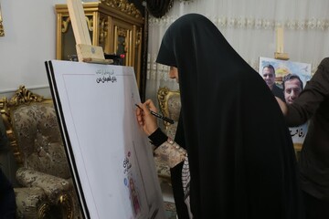 رونمایی از کتاب «بابای قهرمان من» به میزبانی خانواده شهدای مدافع حرم